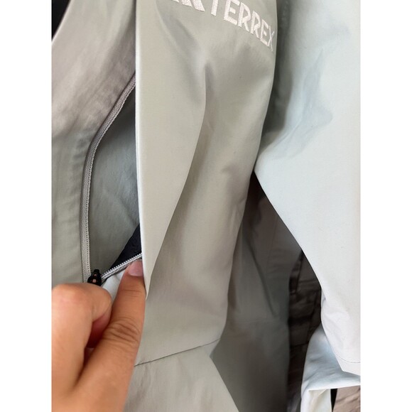 NWT Women’s Adidas Terrex Techrock 3L Rain.RDY Alpine Skiing Medium Jacket - Picture 5 of 16